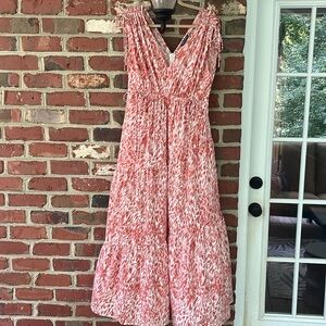 Beautiful Maggy London ankle length tiered v neck dress with cinch waist